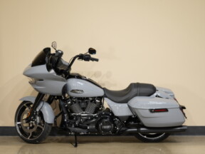 FLTRX 2026 Road Glide™ thumb 1