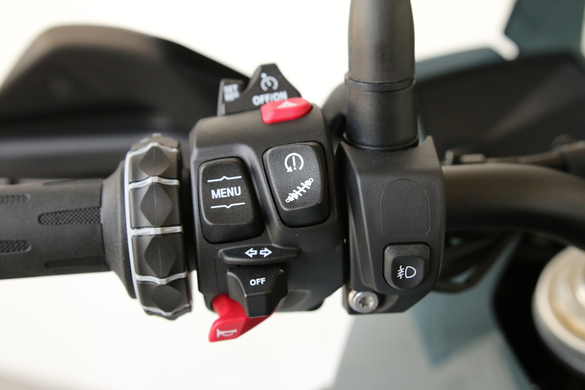 On Sale 2026 BMW S 1000 XR, photo 25