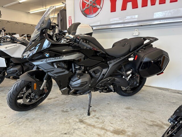 2026 BMW Motorrad R 1300 RS Blackstorm Metallic