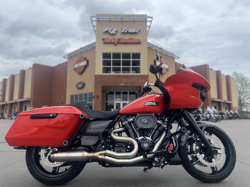2026 Harley-Davidson® Road Glide® FLTRX Blood Orange