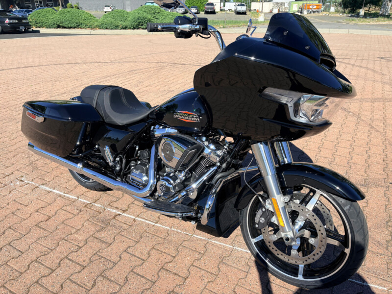 FLTRX 2026 Road Glide®