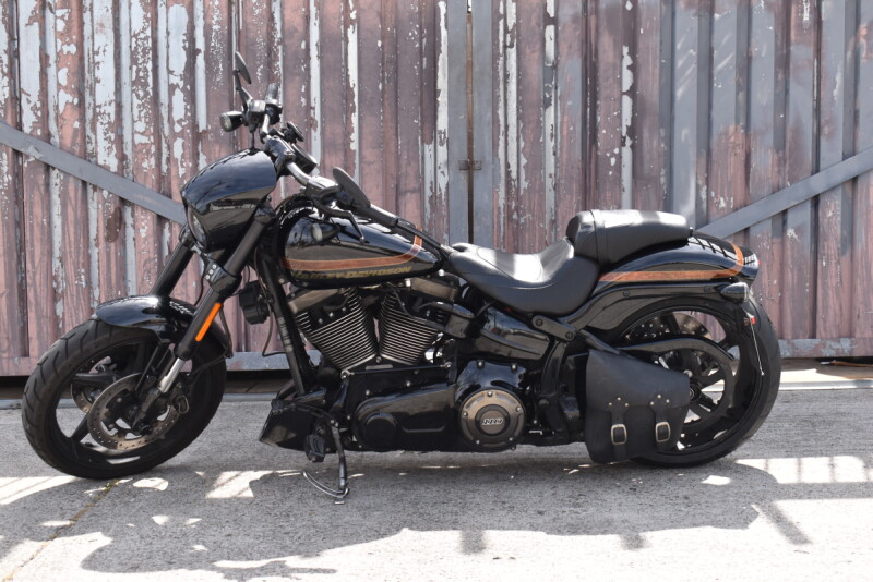 2016 Harley-Davidson® CVO™ Pro Street Breakout® FXSE