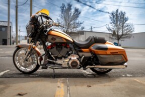 Harley-Davidson® CVO Street Glide 2026 FLHXSE 34607276 TORCHED ORANGE W/ PINSTRIPE thumb 0