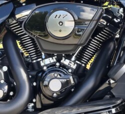 Harley-Davidson® Street Glide Limited 2026 thumb 2