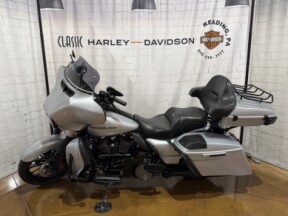 2019 Harley-Davidson® Street Glide® Special FLHXS 611915 Barracuda Silver thumb 0