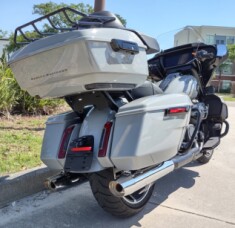 FLHXU 2025 Street Glide™ Ultra thumb 1