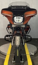  2023 CVO™ Street Glide® FLHXSE thumb 3