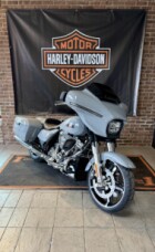 2026 Harley-Davidson® Street Glide® Dark Billiard Gray Chrome Trim thumb 3