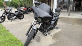 2017 Harley-Davidson® Wide Glide® thumb 3