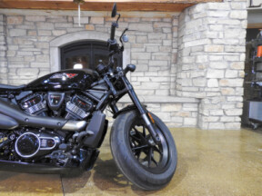 Harley-Davidson® Sportster® S 2026 RH1250S VIVID BLACK thumb 2
