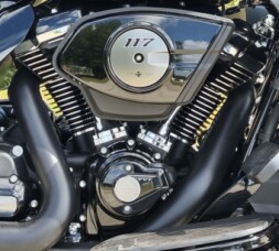 Harley-Davidson® Street Glide Limited 2026 thumb 2