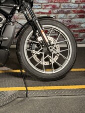 Harley-Davidson® Nightster™ Special 2024 RH975S BLACK DENIM thumb 1