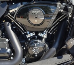 FLHXU 2025 Street Glide™ Ultra thumb 2