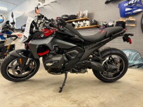 2026 BMW Motorrad R 1300 R Blackstorm Metallic thumb 3