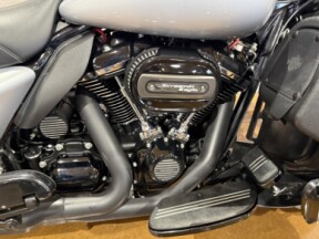 2019 Harley-Davidson® Street Glide® Special FLHXS 611915 Barracuda Silver thumb 2