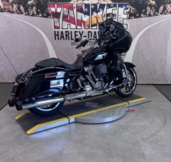 2023 FLTRX Road Glide®  thumb 3
