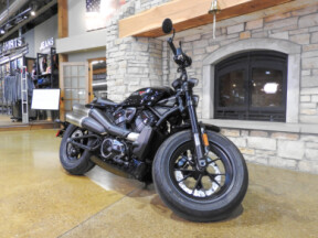 Harley-Davidson® Sportster® S 2026 RH1250S VIVID BLACK thumb 3