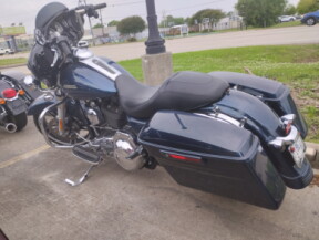 2016 Harley-Davidson® Street Glide® Special thumb 2