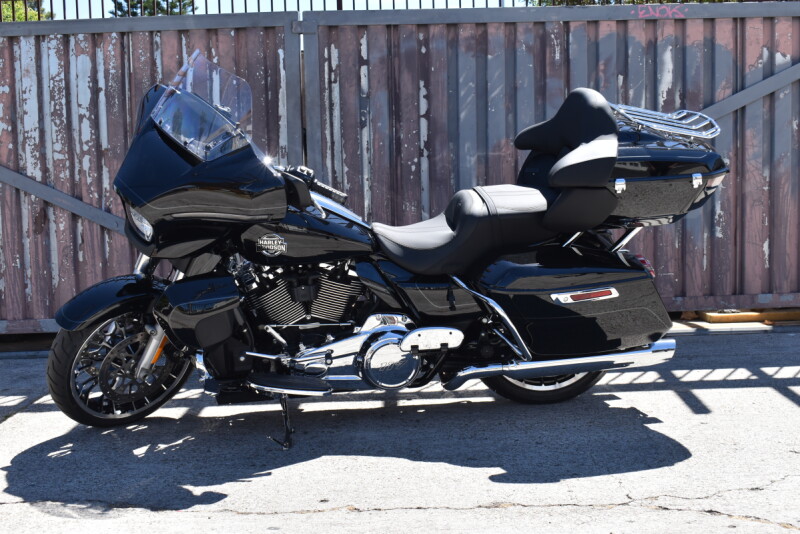 2026 Harley-Davidson® Street Glide Limited FLHXL