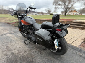 2022 Harley-Davidson® Street Bob® 114 Vivid Black thumb 0