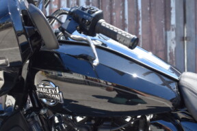 2026 Harley-Davidson® Street Glide Limited FLHXL thumb 3