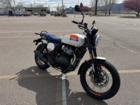 2025 Royal Enfield Bear 650 thumb 3