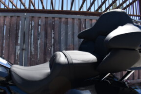 2026 Harley-Davidson® Street Glide Limited FLHXL thumb 2