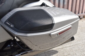2023 Harley-Davidson® CVO™ Street Glide® FLHXSE thumb 1