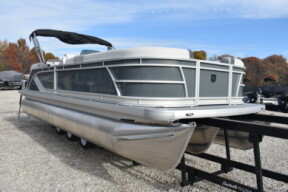 2026 Godfrey Sweetwater 2286 SB ~175HP Yamaha+ & $19,000 in custom options thumb 2