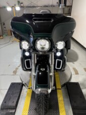 2024 Harley-Davidson® Tri Glide® Ultra Alpine Green / Vivid Black thumb 0