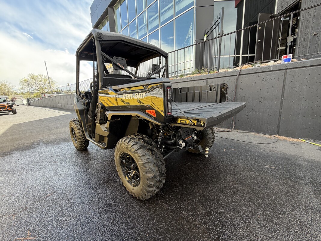 2026 Can-Am Defender XT HD11, photo 6