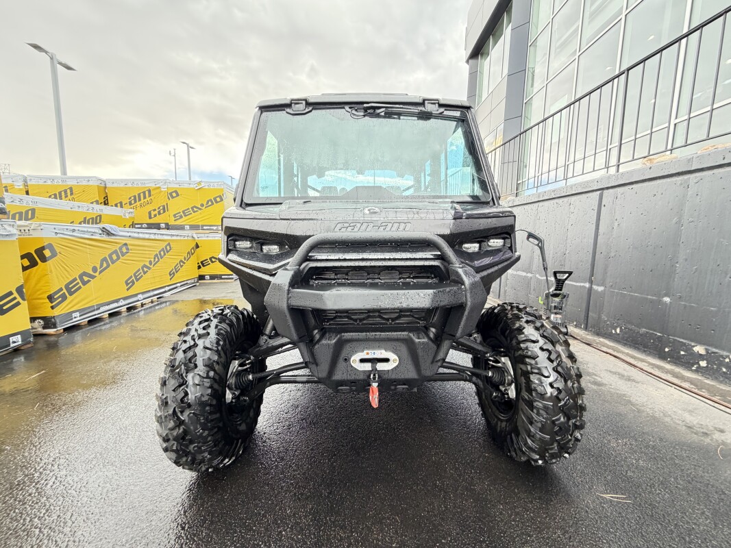 2026 Can-Am Defender MAX XT CAB HD11, photo 13