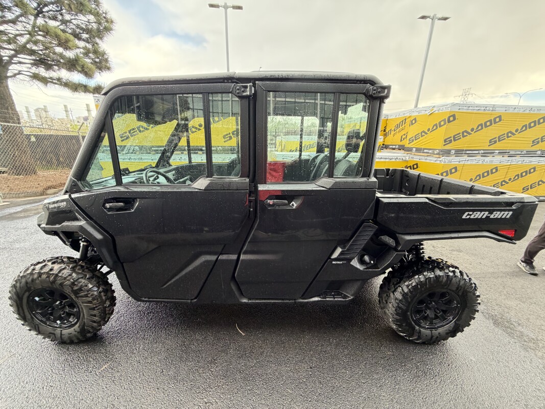 2026 Can-Am Defender MAX XT CAB HD11, photo 15