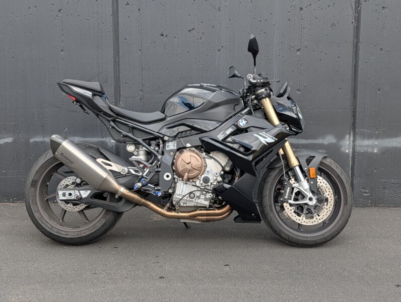 2024 BMW S 1000 R