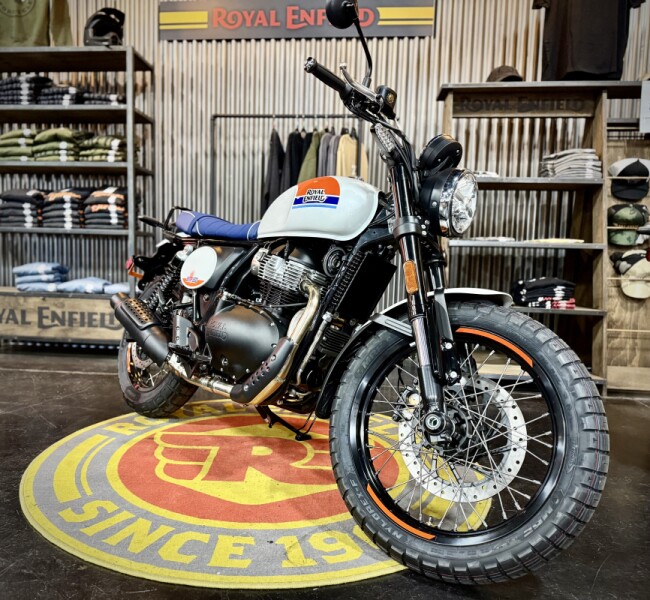 2026 Royal Enfield Bear 650 Boardwalk White