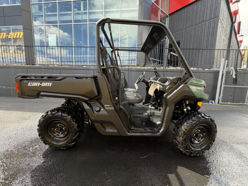 2026 Can-Am Defender DPS HD7