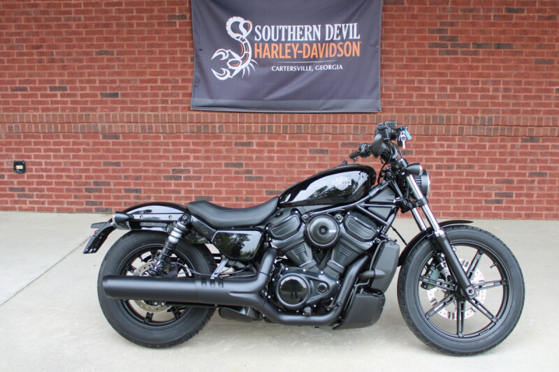 2025 Harley-Davidson® Nightster® Vivid Black
