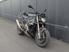 2024 BMW S 1000 R thumb 2