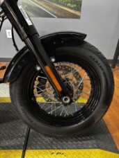 2021 Harley-Davidson® Softail Slim® BLACK thumb 1