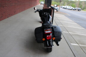 2023 Harley-Davidson® Heritage Classic Vivid Black - Black Finish thumb 1