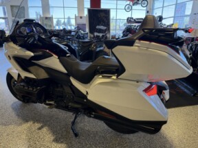 2024 Honda Gold Wing® Tour GL1800R thumb 0