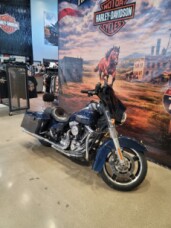 2012 Harley-Davidson® Street Glide® Big Blue Pearl FLHX thumb 0