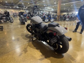 Harley-Davidson® Street Bob™ 114 2024 FXBBS BILLIARD GRAY thumb 0
