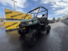 2026 Can-Am Defender DPS HD7 thumb 1