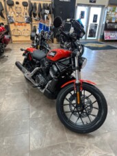 2026 Harley-Davidson® Nightster® Blood Orange Black Trim thumb 3