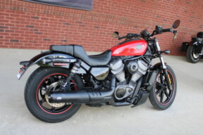 2023 Harley-Davidson® Nightster™ Redline Red thumb 2