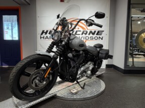 2025 Harley-Davidson® Street Bob™ thumb 0