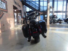 2025 Harley-Davidson® Street Glide® FLHX thumb 0