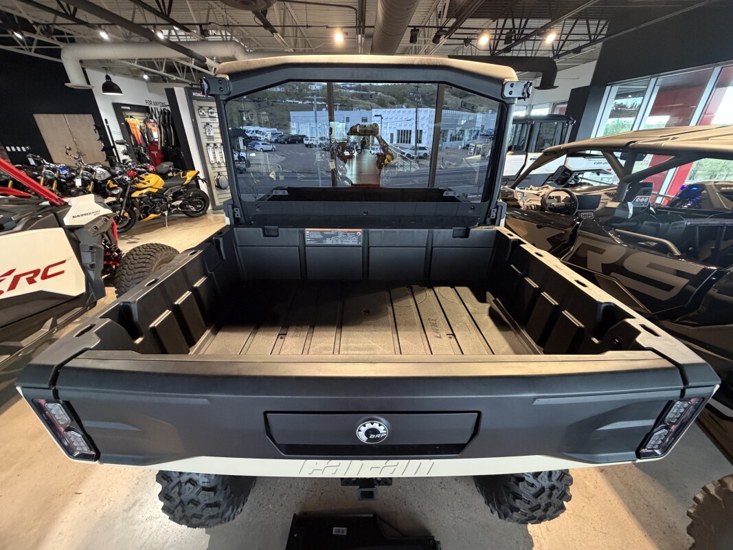 2026 Can-Am Defender Limited HD11, photo 21