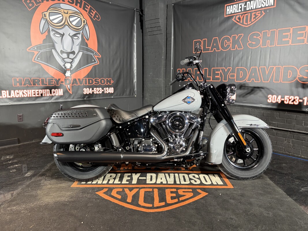 Heritage Classic® | Black Sheep Harley-Davidson